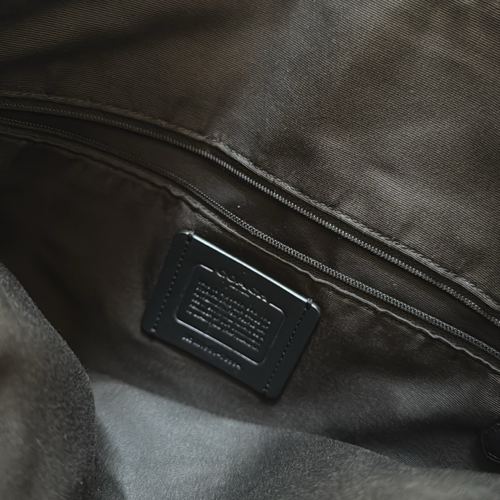 Coach Handbag - Picture 4 of 9